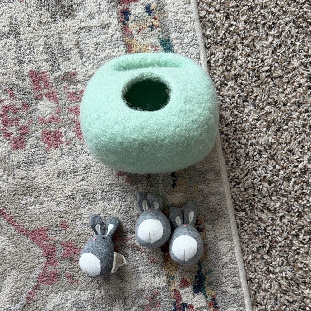Felt Bunny House with Gray Bunny Toys